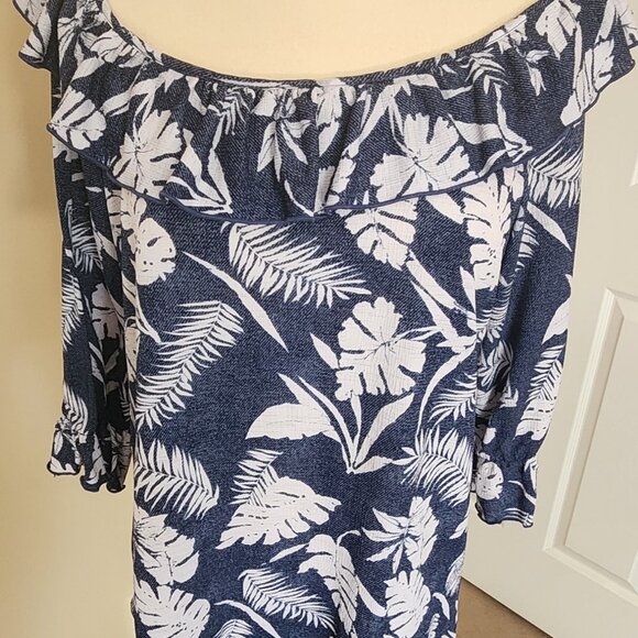 VAMP, Off-Shoulder Top, Navy & White, Palm Leaves, 3/4 sleeves, Ruffle, Large - Picture 4 of 7